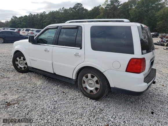 2005 Lincoln Navigator Luxury with VIN 5LMFU27525LJ24507, listed as a Copart auction lot 85340054 with 0 mi miles and Non Repairable. Bid and sale history available at carsss.com. Image 2.