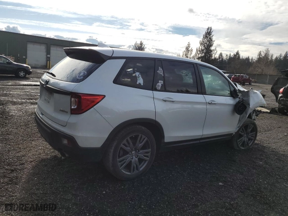 2021 Honda Passport EX-L with VIN 5FNYF8H55MB038797, listed as a Copart auction lot 44780575 with 0 mi miles and Clean Title. Bid and sale history available at carsss.com. Image 3.