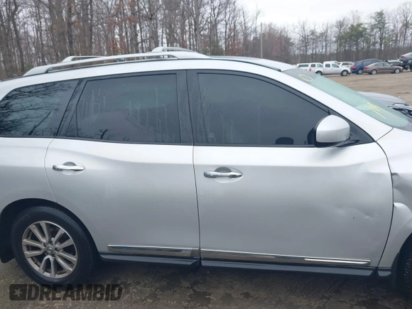 2014 Nissan Pathfinder S with VIN 5N1AR2MM3EC727461, listed as a IAAI auction lot 41789367 with 125,341 mi miles and . Bid and sale history available at DreamBid. Image 13.