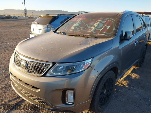2014 Kia Sorento SX with VIN 5XYKW4A75EG457768, listed as a IAAI auction lot 41388412 with 129,691 mi miles. Bid and sale history available at carsss.com. Image 17.