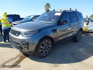 2018 Land Rover Discovery HSE Luxury with VIN SALRT2RV4JA049800, listed as a IAAI auction lot 41637444 with 57,452 mi miles. Bid and sale history available at carsss.com. Image 17.