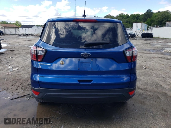 2018 Ford Escape S z VIN 1FMCU0F76JUC55683, wystawiony jako Copart lot #57614815 z przebiegiem 70 557 mil mil oraz Szkoda całkowita • Salvage title. Historia ofert i sprzedaży dostępna na DreamBid. Obrazek 6.
