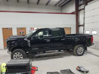 2019 Ford F-250 XL z VIN 1FT7W2BT9KEG37734, wystawiony jako IAAI lot #42042880 z przebiegiem 119 771 mil mil oraz . Historia ofert i sprzedaży dostępna na DreamBid. Obrazek 15.
