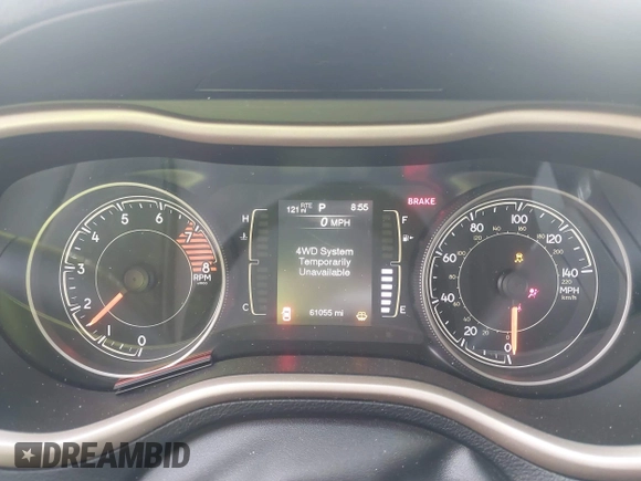 2017 Jeep Cherokee Latitude with VIN 1C4PJMCS3HD235562, listed as a IAAI auction lot 42203685 with 61,055 mi miles and . Bid and sale history available at DreamBid. Image 7.