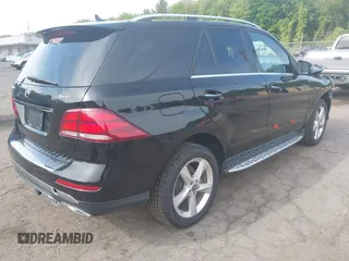 2017 Mercedes-Benz GLE 350 z VIN 4JGDA5HB9HA970870, wystawiony jako IAAI lot #42292320 z przebiegiem 103 359 mil mil oraz . Historia ofert i sprzedaży dostępna na DreamBid. Obrazek 4.