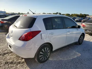 2008 Nissan Versa 1.8 S with VIN 3N1BC13E98L350841, listed as a Copart auction lot 47724015 with 69,743 mi miles and Salvage Title. Bid and sale history available at carsss.com. Image 3.