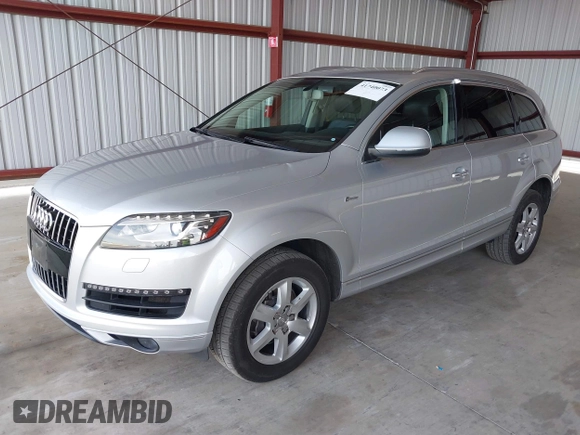 2015 Audi Q7 3.0T Premium with VIN WA1CGAFE9FD026724, listed as a IAAI auction lot 41740073 with 71,505 mi miles. Bid and sale history available at carsss.com. Image 18.