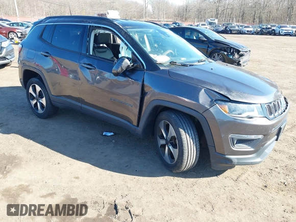 2018 Jeep Compass Altitude with VIN 3C4NJDBBXJT326322, listed as a IAAI auction lot 41757452 with 66,026 mi miles and . Bid and sale history available at carsss.com. Image 1.