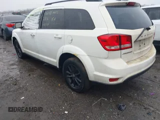 2015 Dodge Journey SXT with VIN 3C4PDCBG7FT743717, listed as a IAAI auction lot 41450052 with 186,581 mi miles. Bid and sale history available at carsss.com. Image 3.