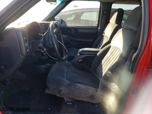 2003 GMC Sonoma SLS with VIN 1GTDT13X93K174746, listed as a Copart auction lot 82965564 with 186,299 mi miles and Salvage Title. Bid and sale history available at carsss.com. Image 7.