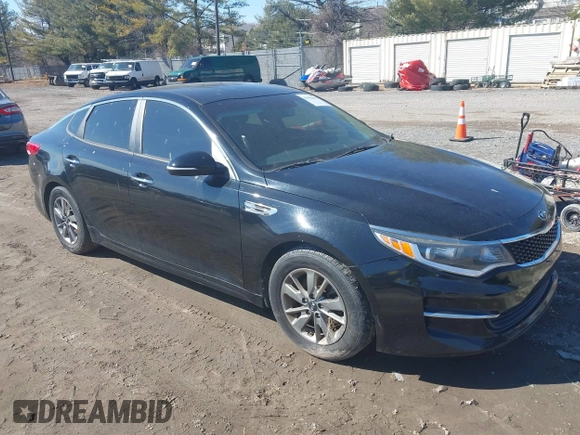 2016 Kia Optima LX Turbo with VIN 5XXGT4L18GG029739, listed as a IAAI auction lot 41496052 with 122,181 mi miles. Bid and sale history available at carsss.com. Image 1.