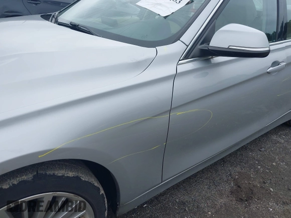 2013 BMW 3 Series 328i xDrive с VIN WBA3B3C57DF530191, выставлен на аукционе IAAI как лот 42517863 с пробегом 71 410 миль миль и . История ставок и продаж доступна на DreamBid. Изображение 12.