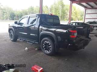 2023 Nissan Frontier SV with VIN 1N6ED1EK1PN634535, listed as a IAAI auction lot 42748147 with 32,304 mi miles and . Bid and sale history available at DreamBid. Image 3.
