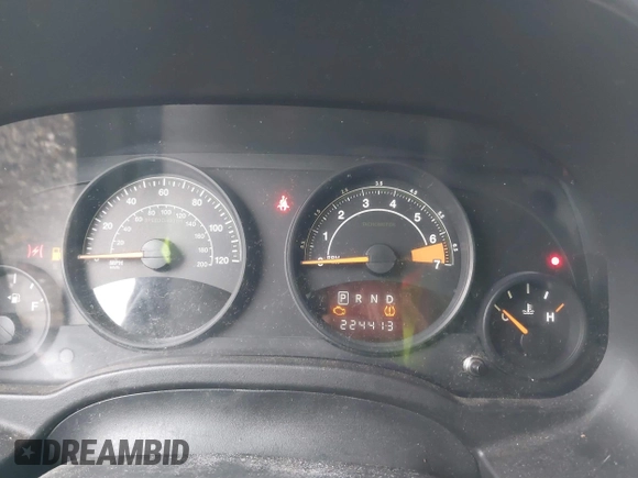 2015 Jeep Patriot Altitude Edition with VIN 1C4NJPBA6FD250698, listed as a IAAI auction lot 41204295 with 224,413 mi miles. Bid and sale history available at carsss.com. Image 7.