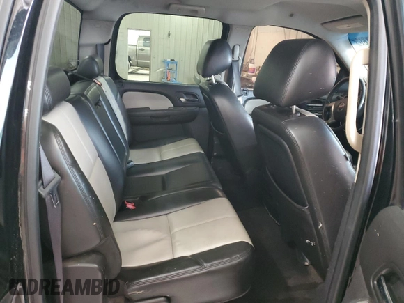 2011 GMC Sierra 1500 SLT z VIN 3GTP2WE34BG345772, wystawiony jako Copart lot #59194735 z przebiegiem 189 472 mil mil oraz Czysty tytuł • Clean title. Historia ofert i sprzedaży dostępna na DreamBid. Obrazek 10.