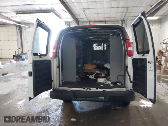 2020 Chevrolet Express Cargo Van with VIN 1GCWGAFGXL1252823, listed as a IAAI auction lot 41536004 with 1 mi miles. Bid and sale history available at carsss.com. Image 8.