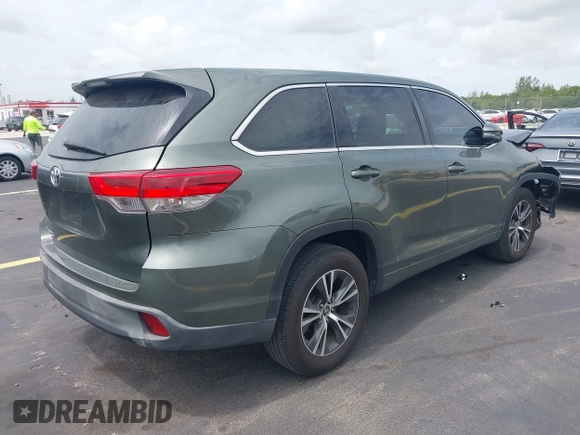 2017 Toyota Highlander LE with VIN 5TDZZRFH4HS230793, listed as a IAAI auction lot 42651539 with 27,183 mi miles and . Bid and sale history available at DreamBid. Image 4.