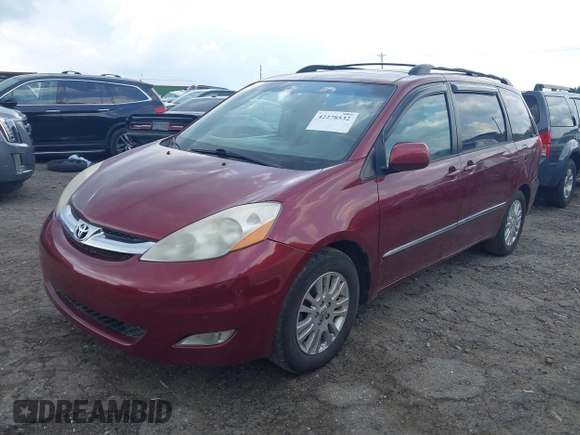 2008 Toyota Sienna XLE z VIN 5TDZK22C58S144253, wystawiony jako IAAI lot #42278532 z przebiegiem Nie podano mil oraz . Historia ofert i sprzedaży dostępna na DreamBid. Obrazek 2.
