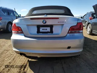 2013 BMW 1 Series 128i z VIN WBAUL7C50DVU09520, wystawiony jako Copart lot #76056144 z przebiegiem Nie podano mil oraz Szkoda całkowita • Salvage title. Historia ofert i sprzedaży dostępna na DreamBid. Obrazek 6.