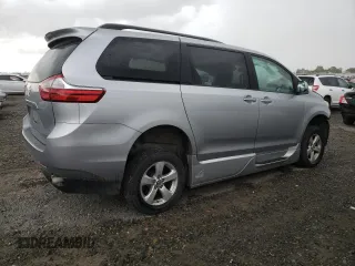 2018 Toyota Sienna LE Auto Access Seat with VIN 5TDKZ3DC6JS944274, listed as a Copart auction lot 51341315 with 49,036 mi miles and Salvage Title. Bid and sale history available at DreamBid. Image 3.