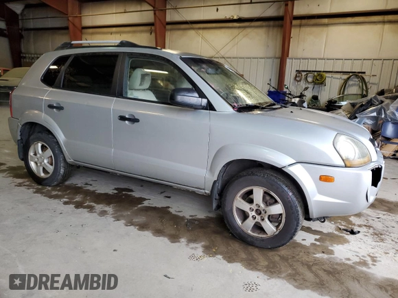 2008 Hyundai Tucson GLS with VIN KM8JM12B78U876237, listed as a Copart auction lot 44781155 with 205,976 mi miles and Salvage Title. Bid and sale history available at carsss.com. Image 4.