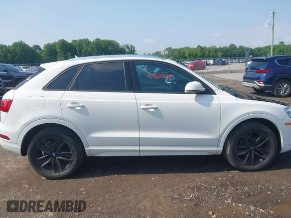 2017 Audi Q3 Premium z VIN WA1ECCFS7HR009402, wystawiony jako IAAI lot #42462248 z przebiegiem 46 536 mil mil oraz . Historia ofert i sprzedaży dostępna na DreamBid. Obrazek 13.
