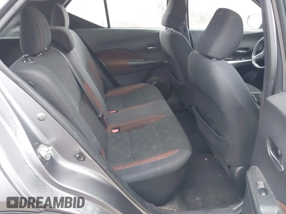 2019 Nissan Kicks S with VIN 3N1CP5CU0KL516193, listed as a IAAI auction lot 41474237 with 50,357 mi miles and . Bid and sale history available at carsss.com. Image 8.
