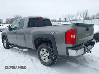 2007 Chevrolet Silverado 1500 with VIN 1GCFK19Y67Z508465, listed as a IAAI auction lot 41615109 with 148,381 mi miles and . Bid and sale history available at DreamBid. Image 3.