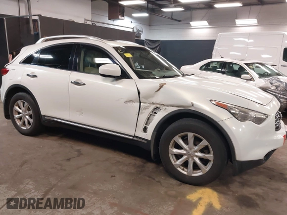 2009 Infiniti FX with VIN JNRAS18W69M151587, listed as a IAAI auction lot 41947824 with 151,513 mi miles and . Bid and sale history available at DreamBid. Image 6.