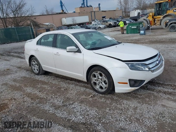 2011 Ford Fusion SE with VIN 3FAHP0HAXBR259910, listed as a IAAI auction lot 41587657 with 161,433 mi miles. Bid and sale history available at carsss.com. Image 1.