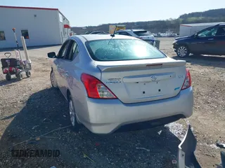 2015 Nissan Versa SV with VIN 3N1CN7AP2FL915742, listed as a IAAI auction lot 41755811 with 45,832 mi miles. Bid and sale history available at carsss.com. Image 3.