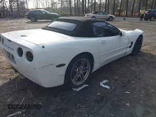 1998 Chevrolet Corvette with VIN 1G1YY32GXW5121890, listed as a IAAI auction lot 41552232 with 67,158 mi miles. Bid and sale history available at carsss.com. Image 4.