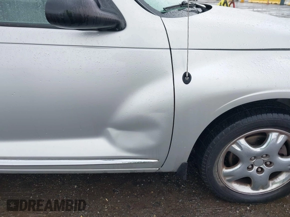 2010 Chrysler PT Cruiser z VIN 3A4GY5F92AT208700, wystawiony jako IAAI lot #41569302 z przebiegiem 134 536 mil mil oraz . Historia ofert i sprzedaży dostępna na DreamBid. Obrazek 6.