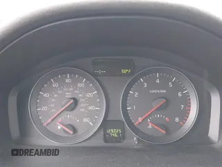 2009 Volvo S40 2.4L с VIN YV1MS382292445158, выставлен на аукционе IAAI как лот 42032933 с пробегом 129 025 миль миль и . История ставок и продаж доступна на DreamBid. Изображение 7.