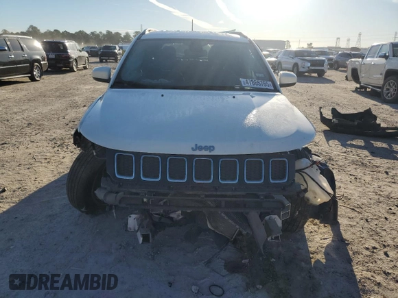 2019 Jeep Compass Altitude z VIN 3C4NJCBB0KT652173, wystawiony jako Copart lot #47865765 z przebiegiem Nie podano mil oraz Szkoda całkowita • Salvage title. Historia ofert i sprzedaży dostępna na DreamBid. Obrazek 5.
