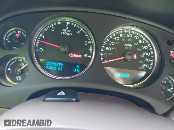 2013 Chevrolet Avalanche LTZ with VIN 3GNTKGE73DG377940, listed as a IAAI auction lot 40379669 with 91,815 mi miles. Bid and sale history available at carsss.com. Image 7.