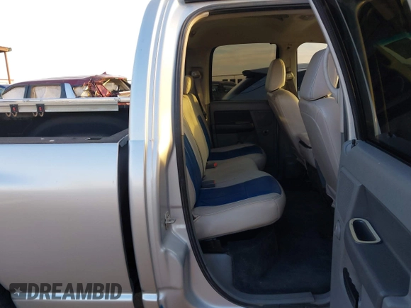 2008 Dodge 1500 SLT z VIN 1D7HA18298S592306, wystawiony jako IAAI lot #41885174 z przebiegiem 176 071 mil mil oraz . Historia ofert i sprzedaży dostępna na DreamBid. Obrazek 8.