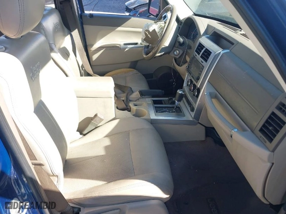 2010 Jeep Liberty Limited with VIN 1J4PN5GK6AW153026, listed as a IAAI auction lot 41738852 with 127,903 mi miles. Bid and sale history available at carsss.com. Image 5.