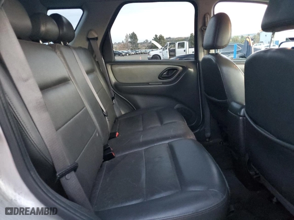 2007 Ford Escape Hybrid with VIN 1FMCU59H87KA41249, listed as a Copart auction lot 82440384 with 335,535 mi miles and Salvage Title. Bid and sale history available at carsss.com. Image 10.