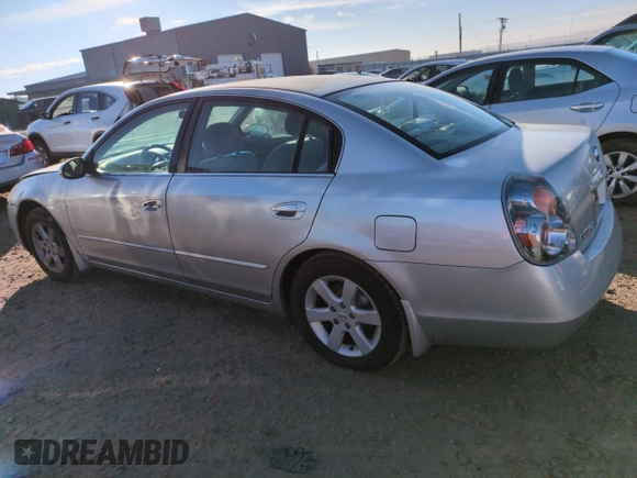 2002 Nissan Altima S with VIN 1N4AL11D82C245719, listed as a Copart auction lot 44923785 with 100,535 mi miles and Salvage Title. Bid and sale history available at carsss.com. Image 2.