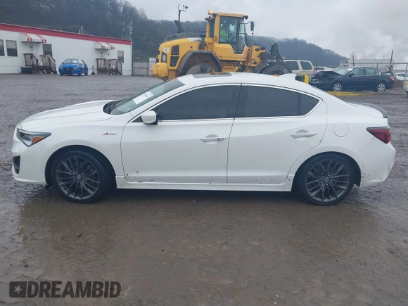 2022 Acura ILX Premium with VIN 19UDE2F82NA005781, listed as a IAAI auction lot 42002849 with 24,795 mi miles and . Bid and sale history available at DreamBid. Image 13.