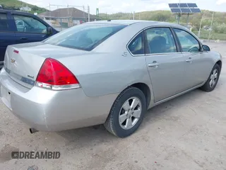 2008 Chevrolet Impala LT with VIN 2G1WT55K789161755, listed as a IAAI auction lot 42132861 with 222,233 mi miles and . Bid and sale history available at DreamBid. Image 4.