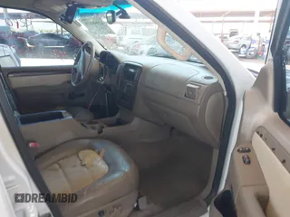 2002 Ford Explorer Eddie Bauer с VIN 1FMZU64W12ZA40059, выставлен на аукционе IAAI как лот 42449518 с пробегом Не указан миль и . История ставок и продаж доступна на DreamBid. Изображение 5.