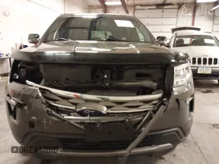 2018 Ford Explorer XLT z VIN 1FM5K8D83JGB43172, wystawiony jako IAAI lot #42337827 z przebiegiem 113 730 mil mil oraz . Historia ofert i sprzedaży dostępna na DreamBid. Obrazek 13.