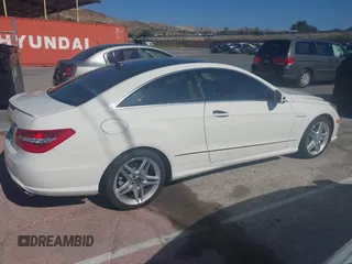 2012 Mercedes-Benz E 550 with VIN WDDKJ7DB7CF152018, listed as a IAAI auction lot 42304068 with 80,040 mi miles and . Bid and sale history available at DreamBid. Image 13.