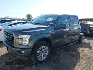 2017 Ford F-150 XL с VIN 1FTEW1EP1HKD41469, выставлен на аукционе IAAI как лот 41993658 с пробегом 138 542 миль миль и . История ставок и продаж доступна на DreamBid. Изображение 18.