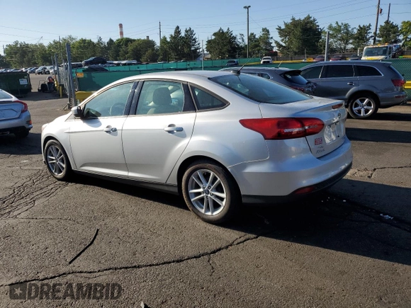 2018 Ford Focus SE z VIN 1FADP3F26JL278091, wystawiony jako Copart lot #63879875 z przebiegiem 81 984 mil mil oraz Czysty tytuł • Clean title. Historia ofert i sprzedaży dostępna na DreamBid. Obrazek 2.
