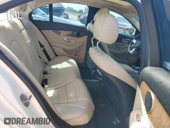 2016 Mercedes-Benz C 300 с VIN 55SWF4JB3GU173599, выставлен на аукционе Copart как лот 64258595 с пробегом 137 723 миль миль и Списание • Salvage title. История ставок и продаж доступна на DreamBid. Изображение 10.