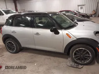2015 MINI Countryman z VIN WMWZB3C59FWR46546, wystawiony jako IAAI lot #41687489 z przebiegiem 95 734 mil mil oraz . Historia ofert i sprzedaży dostępna na DreamBid. Obrazek 13.