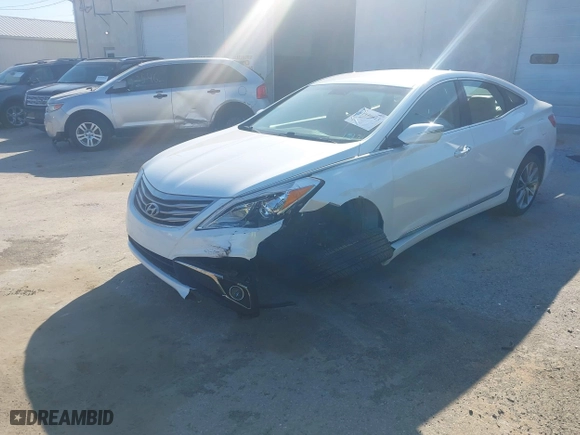 2017 Hyundai Azera with VIN KMHFG4JG7HA590918, listed as a IAAI auction lot 41990813 with 128,088 mi miles. Bid and sale history available at carsss.com. Image 18.